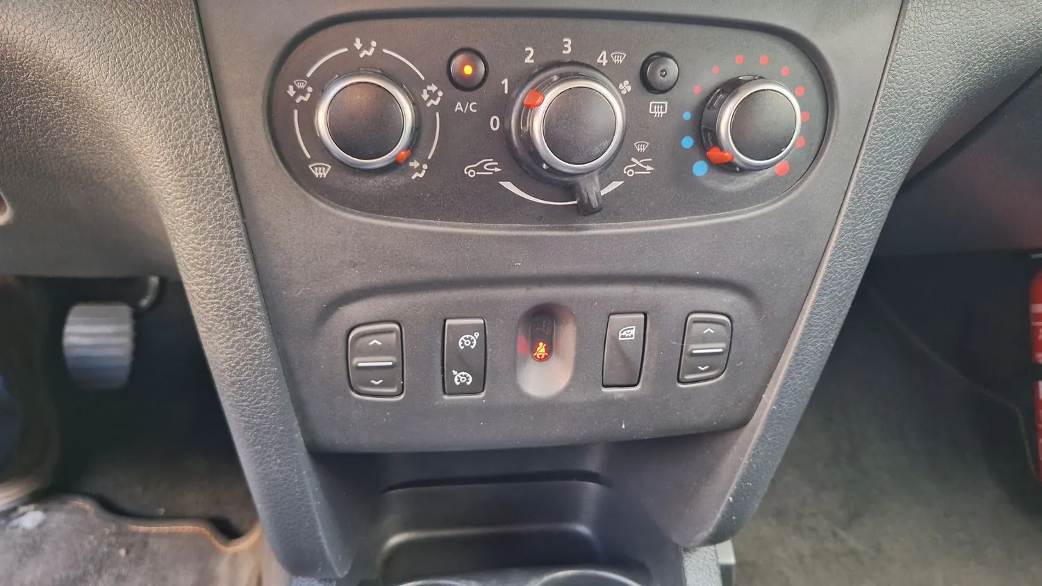 Dacia Stepway foto 9