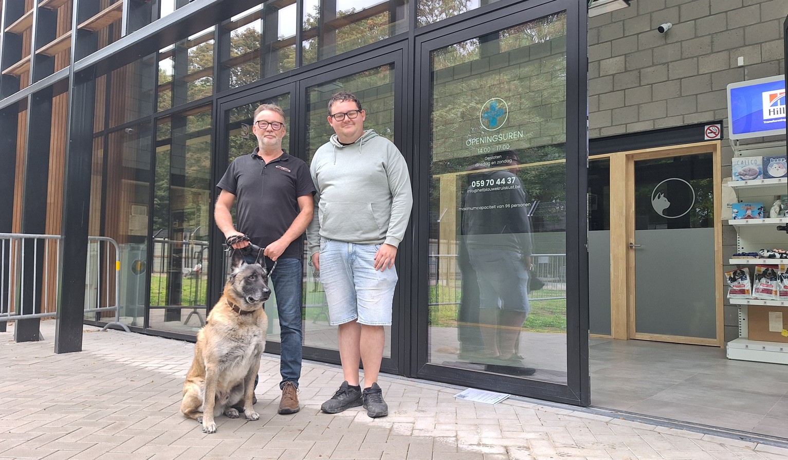 Garage Peter steunt Het Blauwe Kruis van de Kust